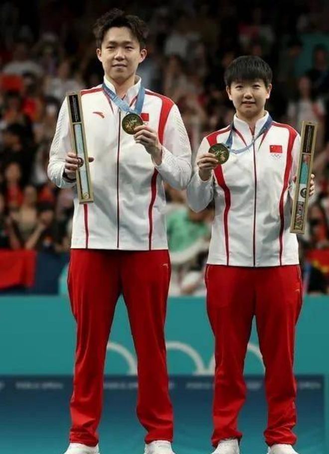 kaiyun.com-催人泪下的冠军夺冠瞬间的简单介绍